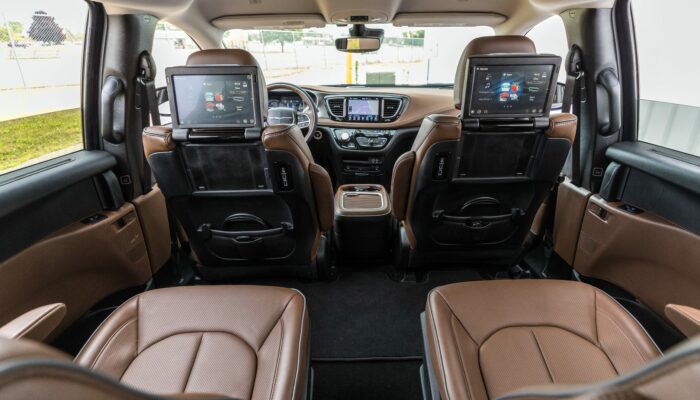 Minivans with Best Rear Seat Entertainment Systems