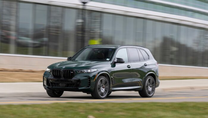 Top 10 Luxury Cars of 2026 – Expert Reviews & Ratings
