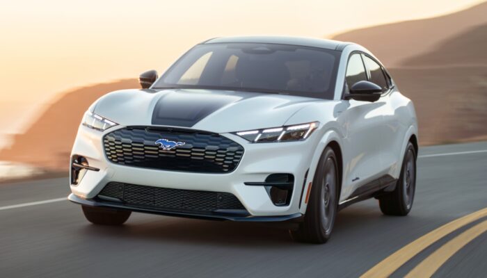 2026 Chevrolet Blazer EV vs Mustang Mach-E – EV SUV Showdown