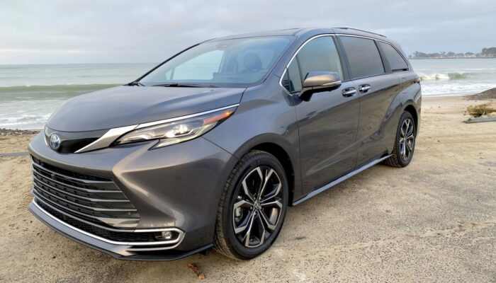 Toyota Sienna Hybrid – 1000 Mile Road Trip MPG Test
