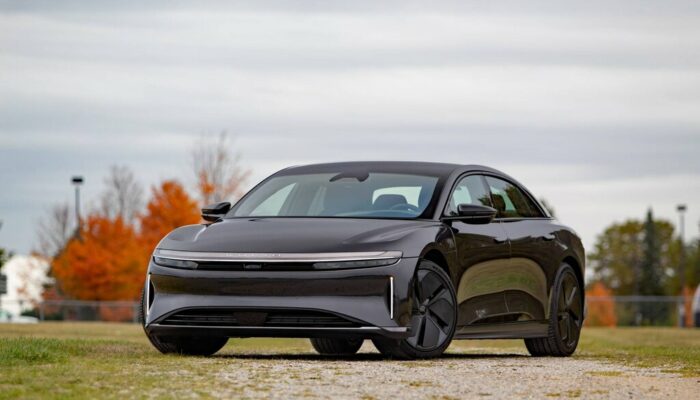 2026 Lucid Air vs. Mercedes EQS: The Best Electric Luxury Sedan?