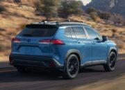 Top 10 Most Fuel-Efficient 2025 Crossovers (30+ MPG)