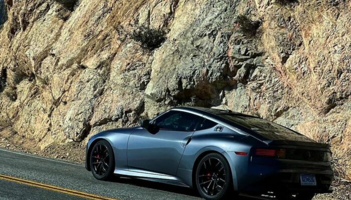 Nissan Z – Highway Cruise & Canyon Carving