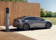 Best 2025 Plug‑In Hybrids for Seniors – Easy Entry & Simple Controls