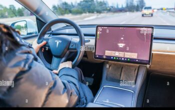 Tesla Autopilot – Highway Commuter Review