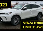 Toyota Venza Review – Hybrid Only Premium Feel
