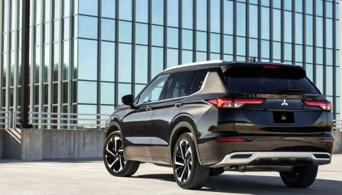 SUVs with Most Standard Features Under $35k