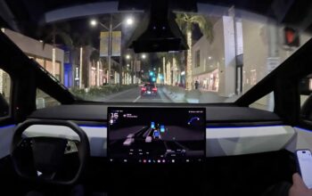 Tesla Full Self-Driving (FSD) v12 – Is It Worth $8000?