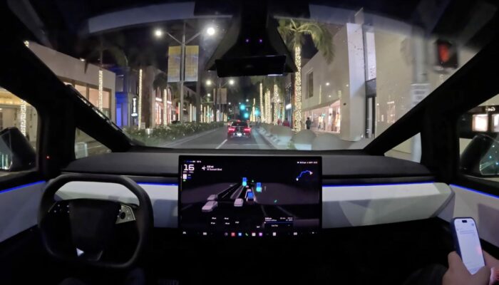 Tesla Full Self-Driving (FSD) v12 – Is It Worth $8000?
