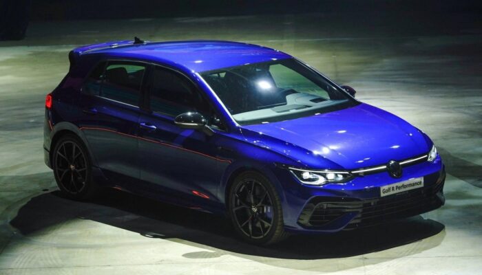 Volkswagen Golf R – AWD Performance Hatch